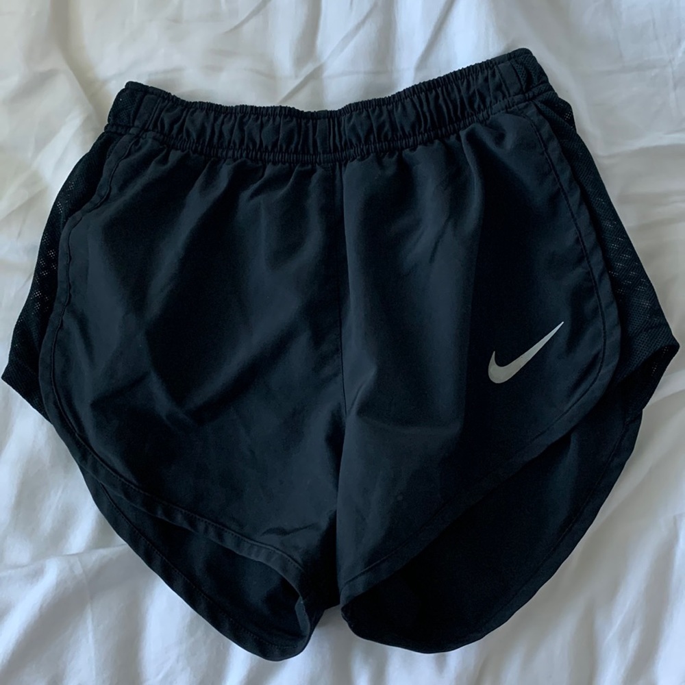black nike running shorts